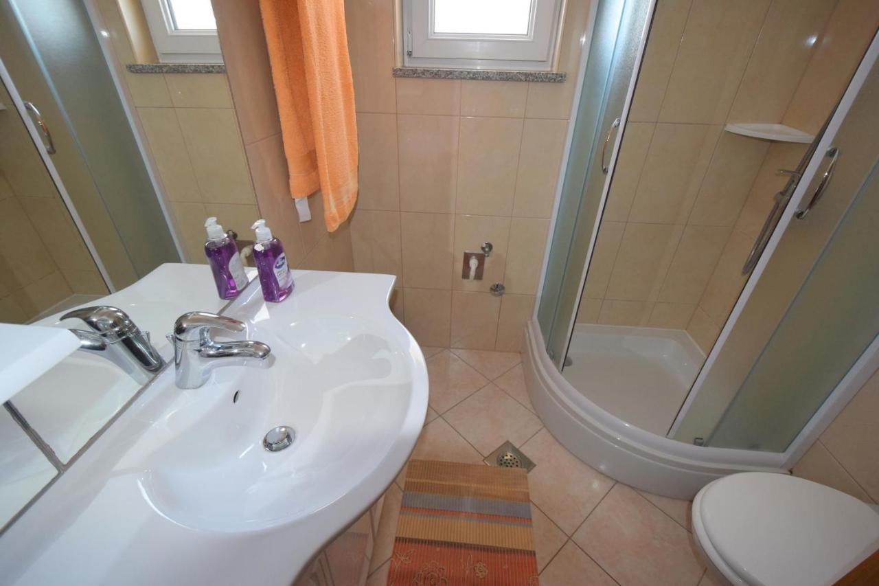 Apartments Gabrijel Malinska Dış mekan fotoğraf