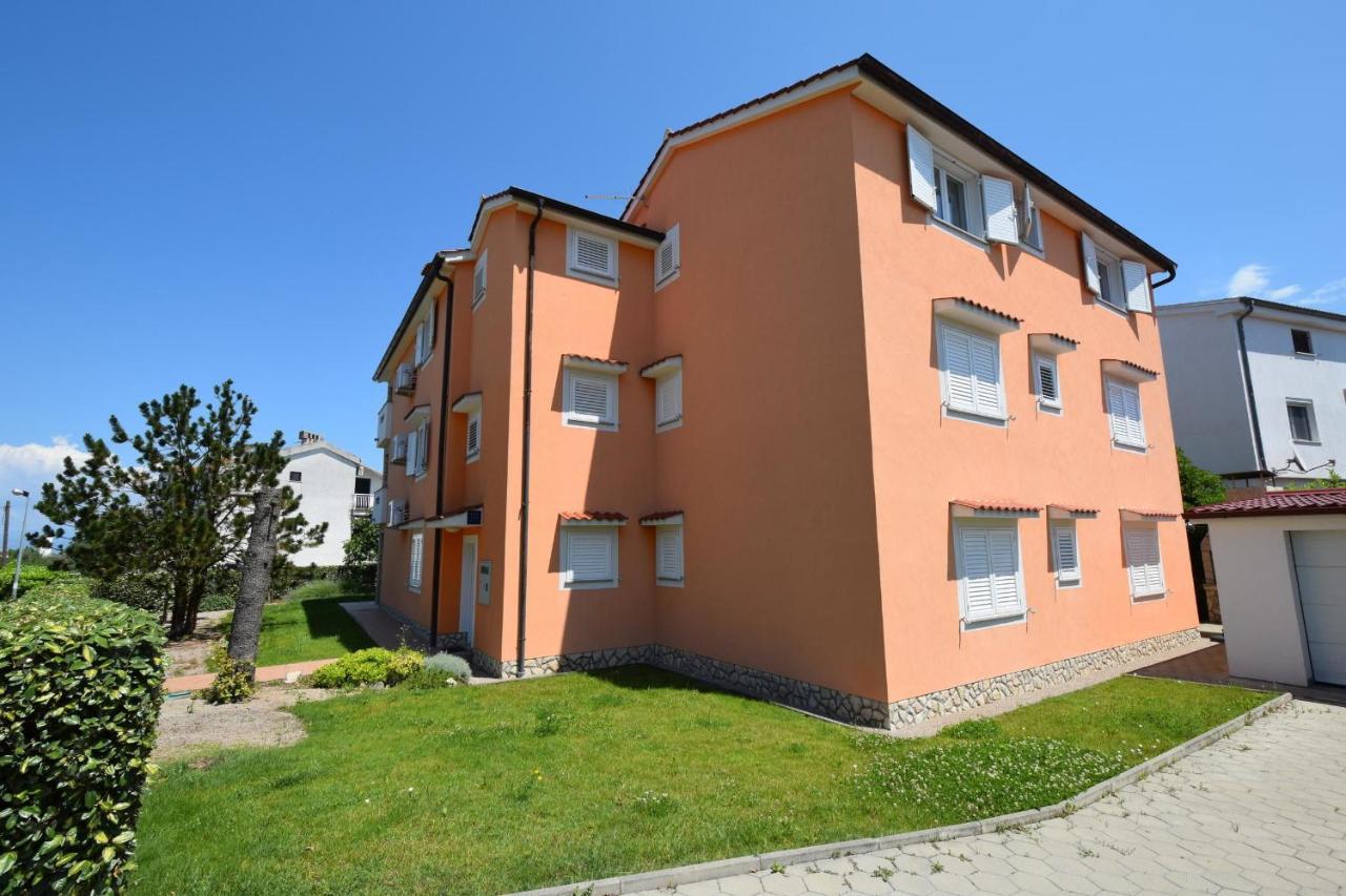 Apartments Gabrijel Malinska Dış mekan fotoğraf