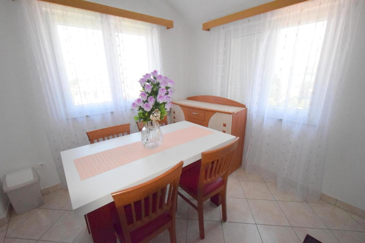 Apartments Gabrijel Malinska Dış mekan fotoğraf