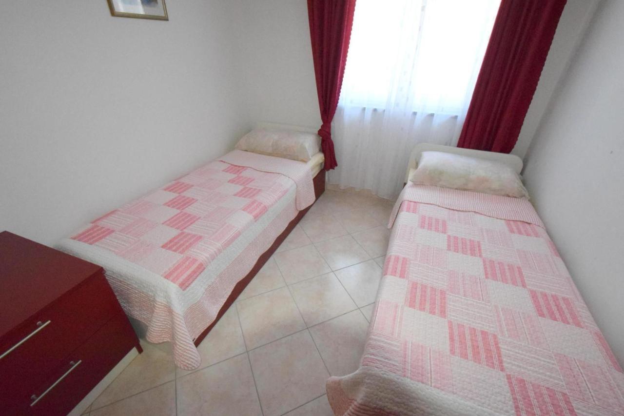Apartments Gabrijel Malinska Dış mekan fotoğraf