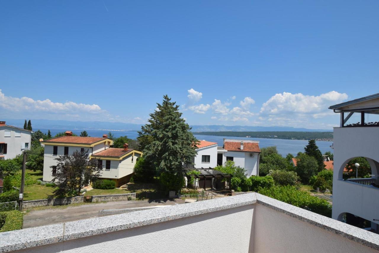 Apartments Gabrijel Malinska Dış mekan fotoğraf