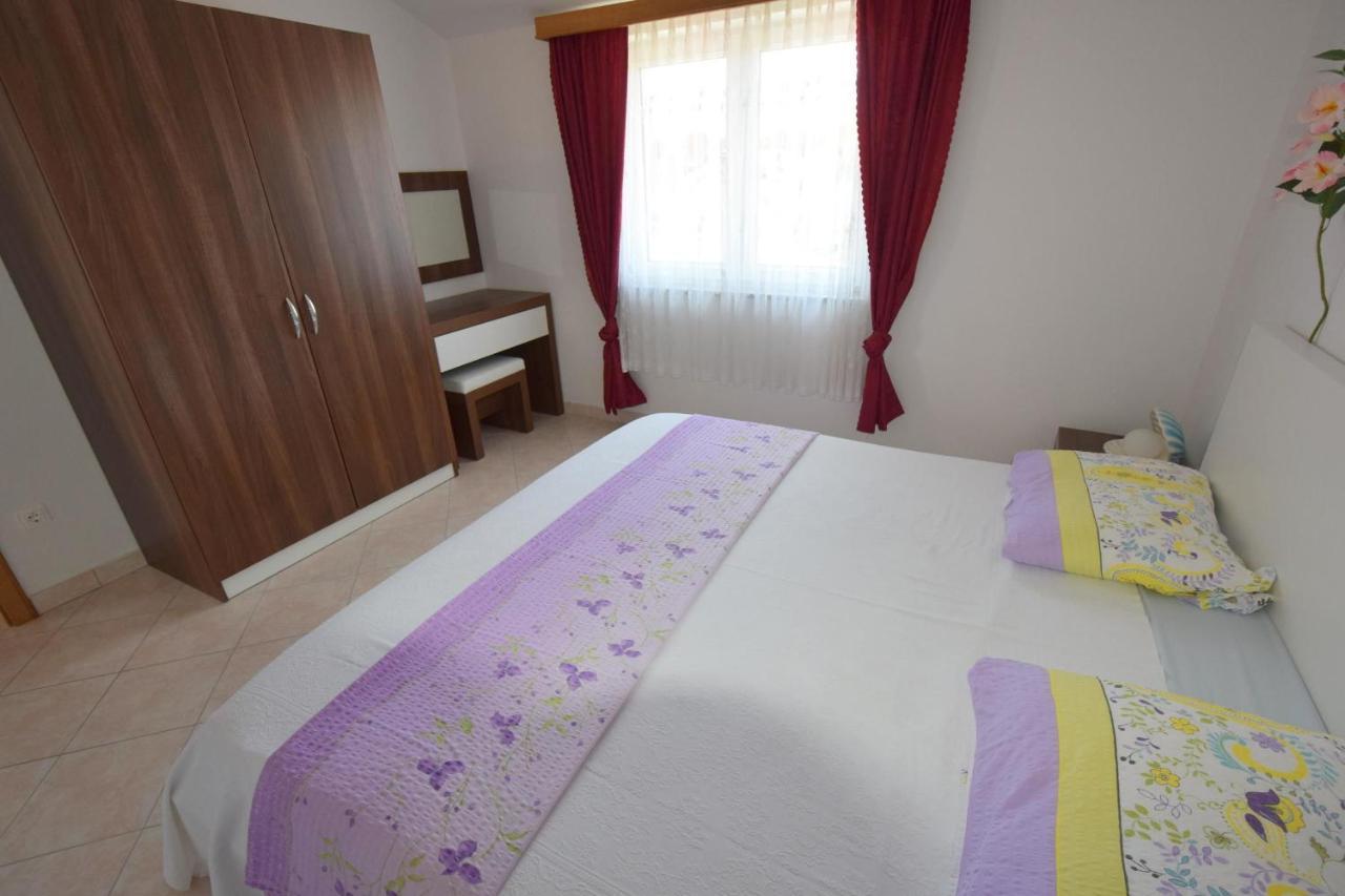 Apartments Gabrijel Malinska Dış mekan fotoğraf