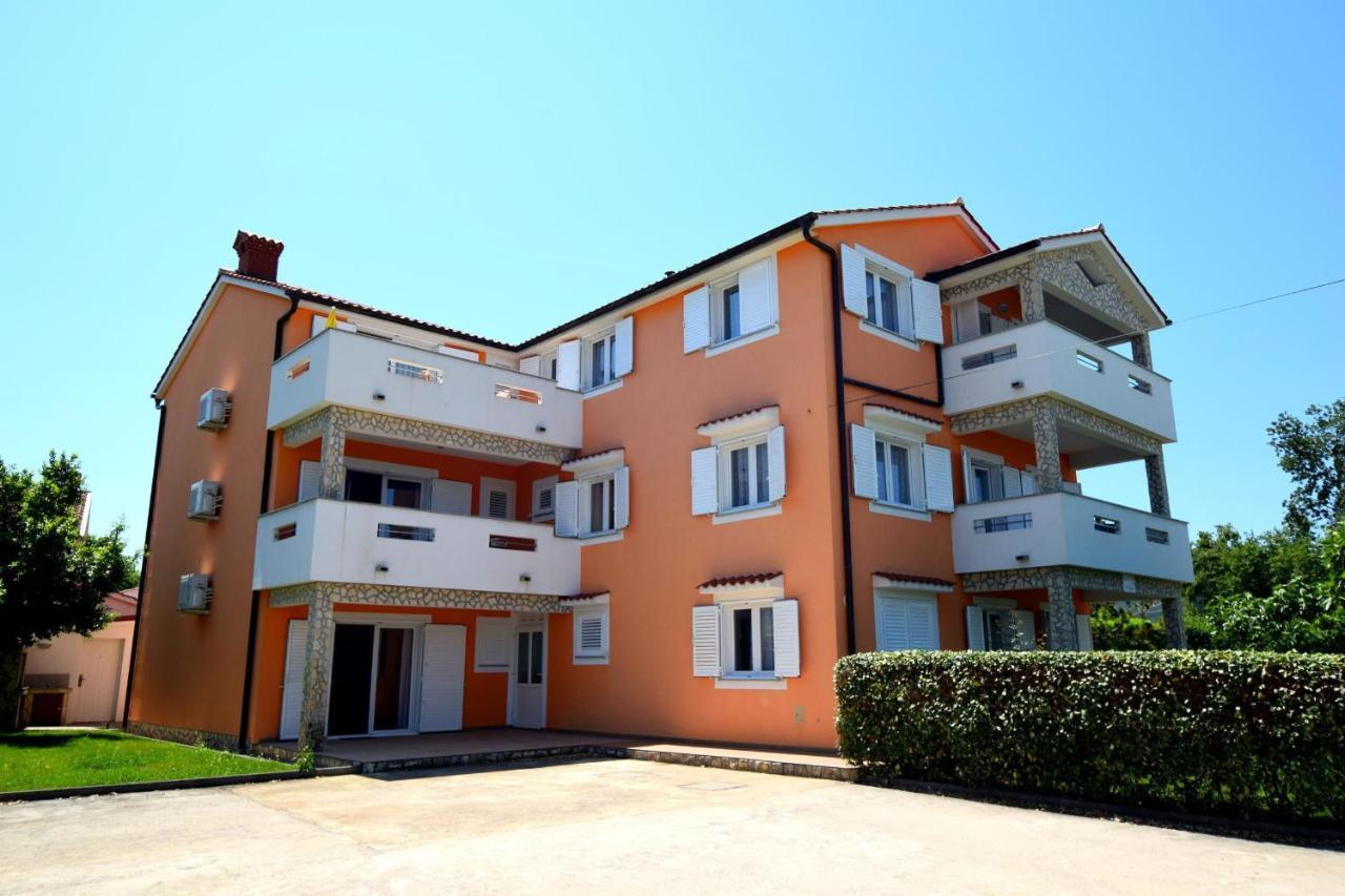 Apartments Gabrijel Malinska Dış mekan fotoğraf
